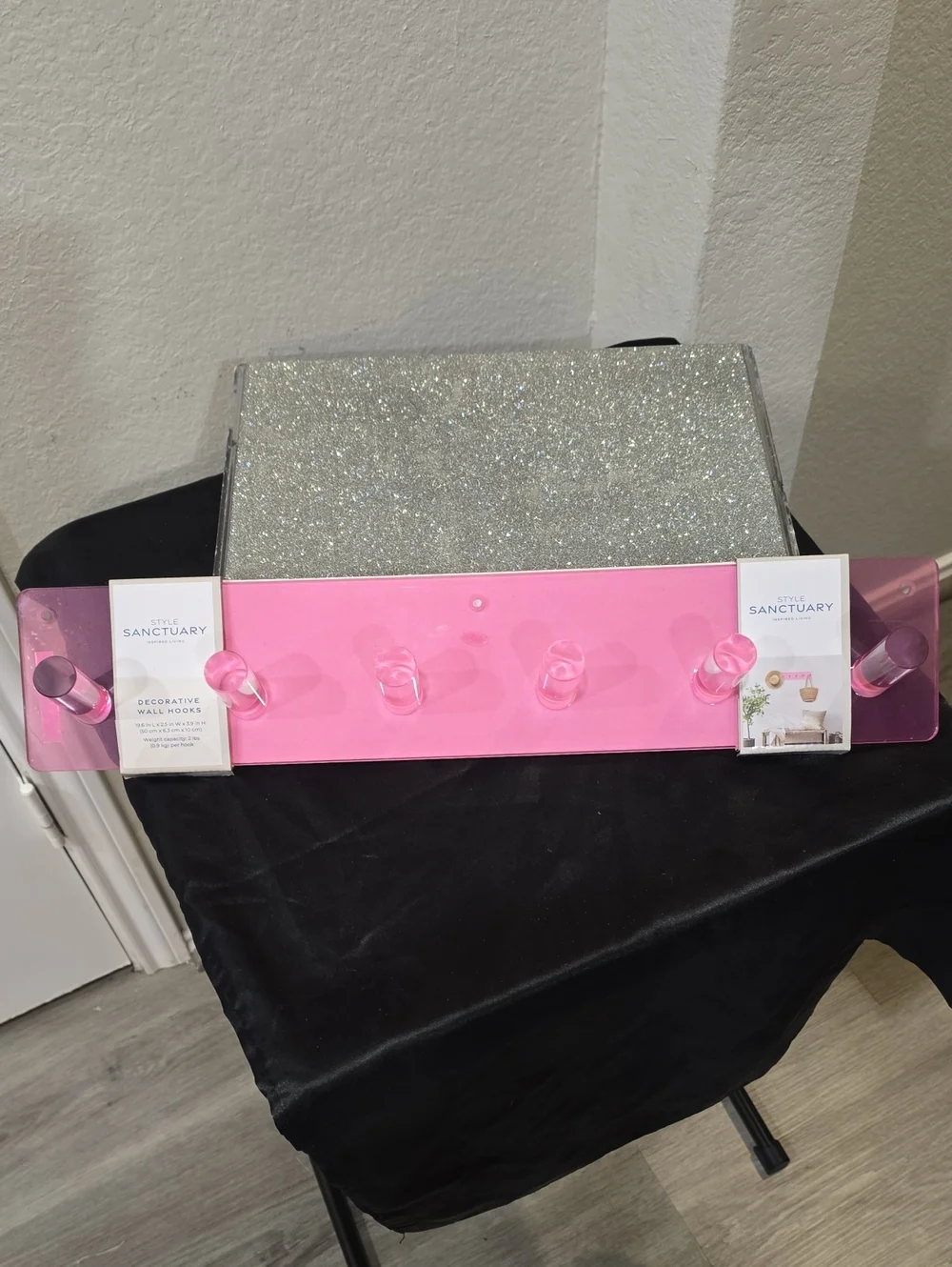 Style Sanctuary Pink Acrylic Decorative Wall Hook